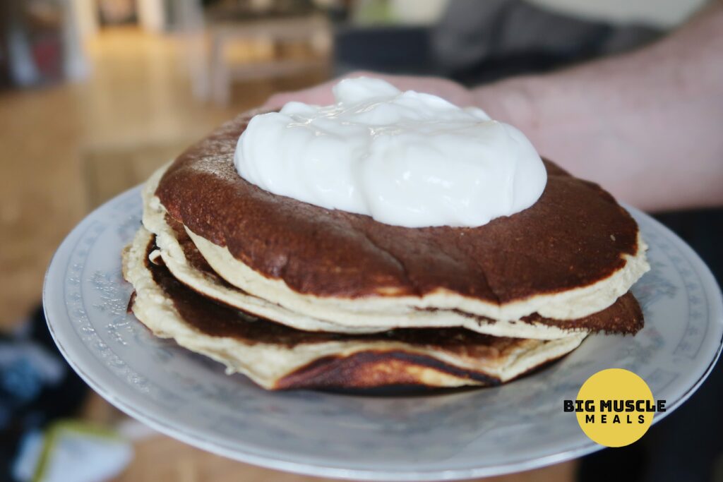high protein banana pancakes